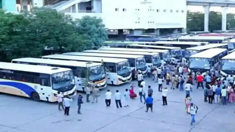 ‘ఛలో ఏపీ’ అంటూ.. రాజకీయ నాయకుల తలరాతలు మార్చడానికి సిద్దమైన బెంగళూరు ఆంధ్ర ఓటర్లు..