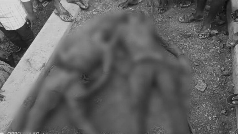 Wall Collapse: నిర్మాణంలో ఉన్న గోడ కూలి ఇద్దరు అక్కడికక్కడే మృతి