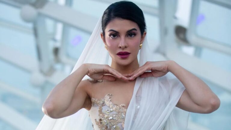 Jacqueline Fernandez : పేదల కోసం స్టార్ హీరోయిన్ వేసుకున్న దుస్తులు వేలం.. త్వరగా పాడేసేయండి