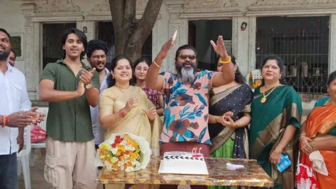 Amma Rajasekhar : హీరోగా ఎంట్రీ ఇవ్వనున్న అమ్మ రాజశేఖర్ తనయుడు..