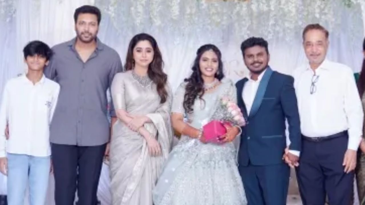 Siren Director: పంతం పట్టి డైరెక్టర్ అయ్యాకే పెళ్లి చేసుకున్నాడు!