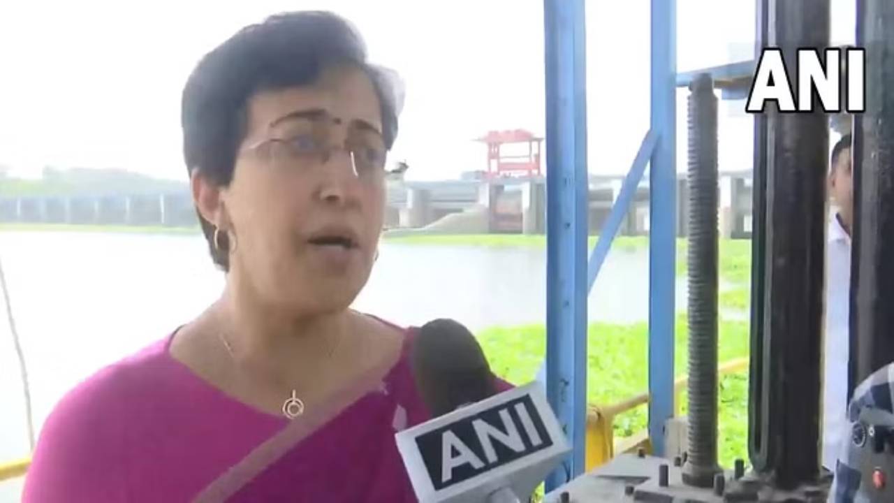 Delhi Water Crisis : రాజధానిలో నీటి ఎద్దడి.. కేంద్రానికి ఆప్ లేఖ