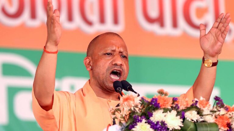 Yogi Adityanath: ఈ ఎన్నికలు రామ భక్తులకు, రామ ద్రోహులకు మధ్య జరుగుతోంది..