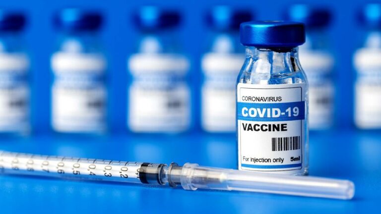 Covishield: కోవిషీల్డ్ మరణాలకు కారణమైందా..? కేసు వేసేందుకు సిద్ధమవుతున్న తల్లిదండ్రులు..