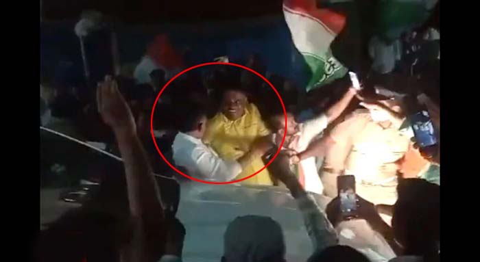 Bengaluru: కాంగ్రెస్ నేతను కొట్టిన డీకే.శివకుమార్.. వీడియో వైరల్