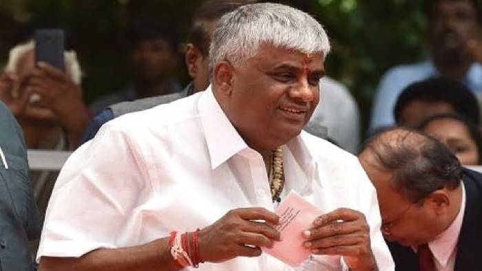 HD Revanna: సెక్స్ స్కాండల్ కేసులో కీలక పరిణామం.. మహిళ కిడ్నాప్ కేసులో రేవణ్ణ అరెస్ట్..