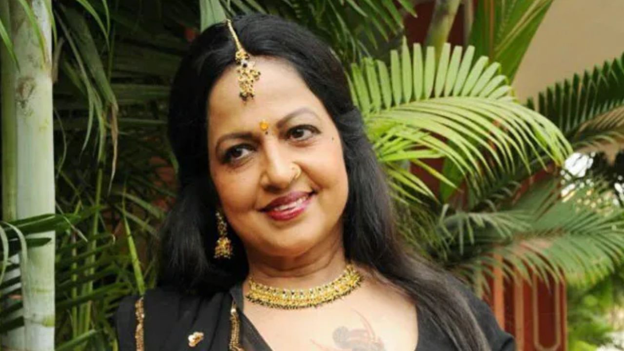 Jyothi Lakshmi: జ్యోతిలక్ష్మి డ్యాన్సరే కాదు.. హీరోయిన్ కూడా.. ఎన్ని సినిమాల్లో చేసిందో తెలుసా?