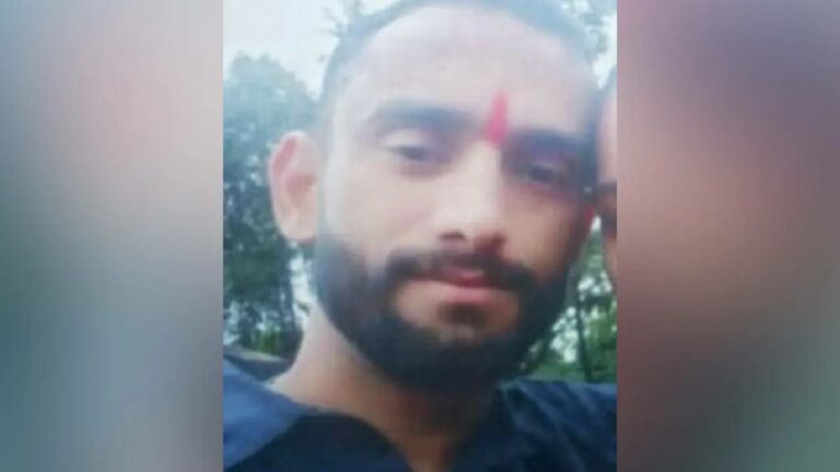 Karnataka: ఎంగేజ్‌మెంట్ ఆగిందని అమ్మాయి తలనరికి హత్య.. శవంగా కనిపించిన నిందితుడు..