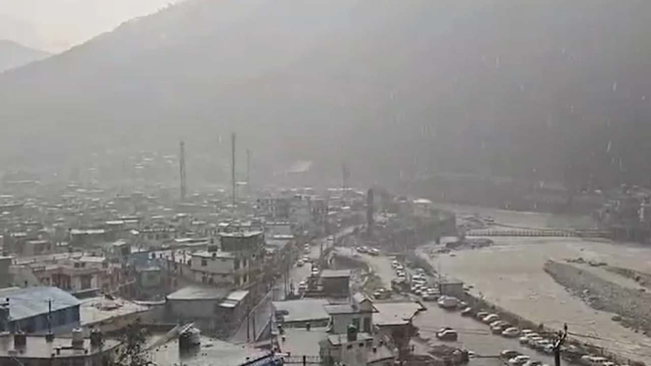 Heavy rain: ఉత్తరాఖండ్‌లో భారీ వర్షం.. చార్‌ధామ్ యాత్రకు ఇక్కట్లు