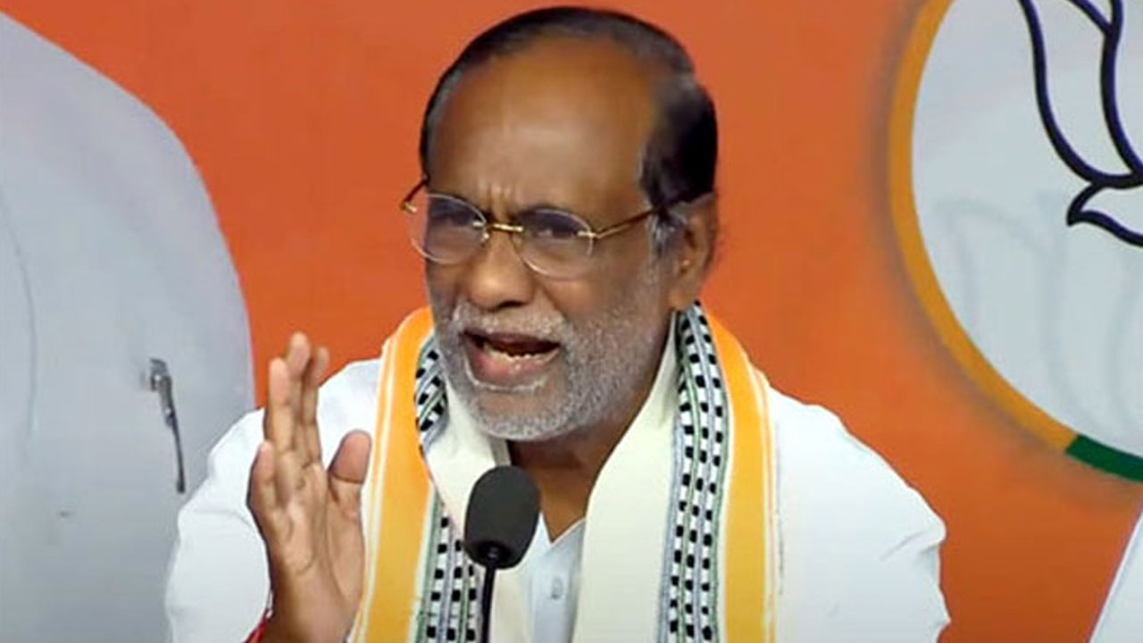 MP Laxman: మోడీతో సరితూగే వ్యక్తి దేశంలో ఎవరూ లేరు..