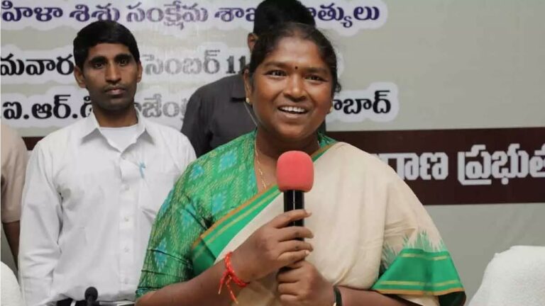 Minister Seethakka : ఈ అకాల వర్షానికి ధాన్యం తడిచినా.. పూర్తి మద్దతు ధర ఉంటుంది