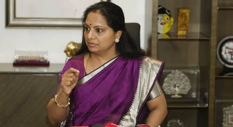 Kavitha: లిక్కర్ కేసులో కవితపై ఛార్జిషీట్ దాఖలు.. ఈడీ ఏం ఆరోపించిందంటే..!
