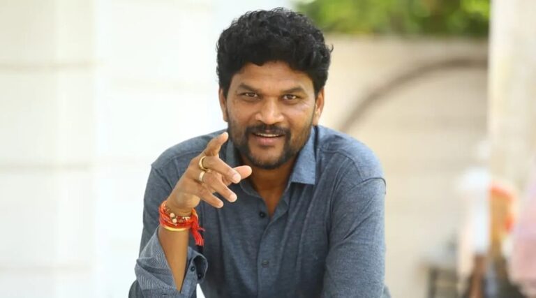 Parusuram :ఫ్యామిలీ స్టార్ తరువాత ఊహించని హీరోను పట్టిన పరశురాం..