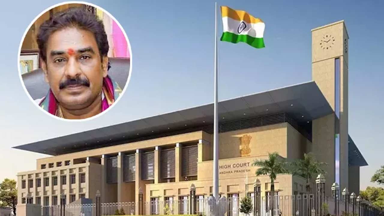 Pinnelli Ramakrishna Reddy: పిన్నెల్లికి హైకోర్టులో ఊరట.. మధ్యంతర బెయిల్ పొడిగిస్తూ ఆదేశాలు!
