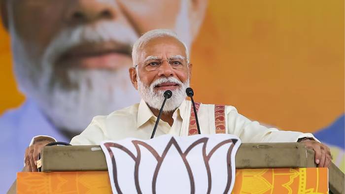 PM Modi: “కాంగ్రెస్ ఫేక్ వీడియోల ఫ్యాక్టరీని తెరిచింది”.. రాజ్యాంగాన్ని మార్చే పాపం మేం చేయం..