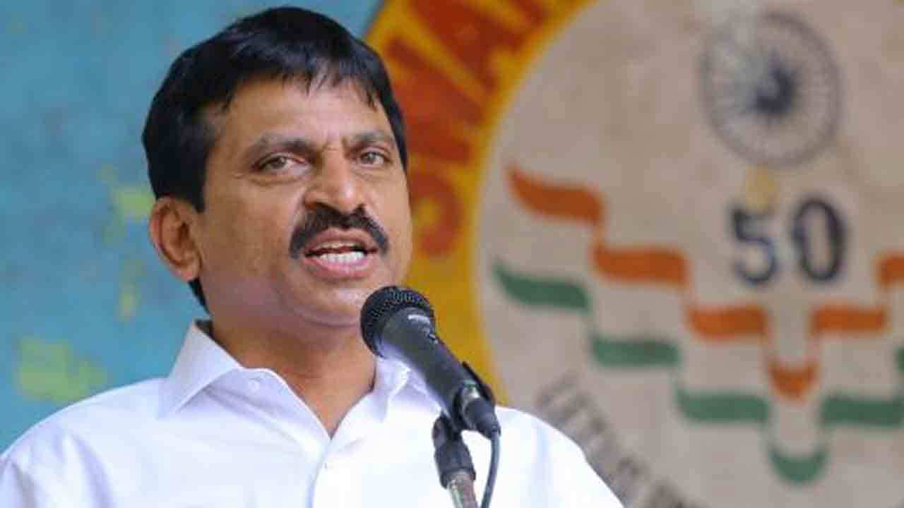 Ponguleti Srinivas Reddy : ఇందిరమ్మ రాజ్యంలో విద్యకు, వైద్యానికి పెద్దపీట వేస్తున్నాం