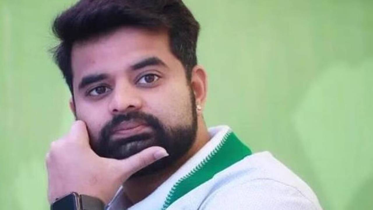 Prajwal Revanna: జర్మనీలో విమానం ఎక్కిన ప్రజ్వల్ రేవణ్ణ..  సెక్స్ టేపుల కేసులో కీలక పరిణామం..