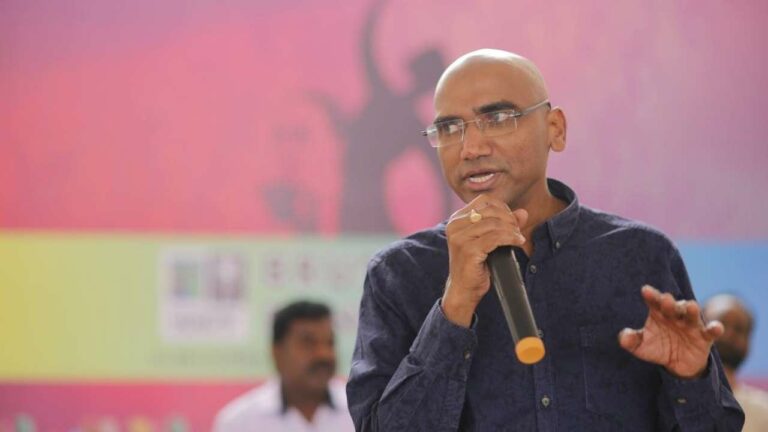 RS Praveen Kumar : జస్టిస్ నరసింహారెడ్డి విద్యుత్ విచారణ కమిషన్ నుంచి తప్పుకోవాలి