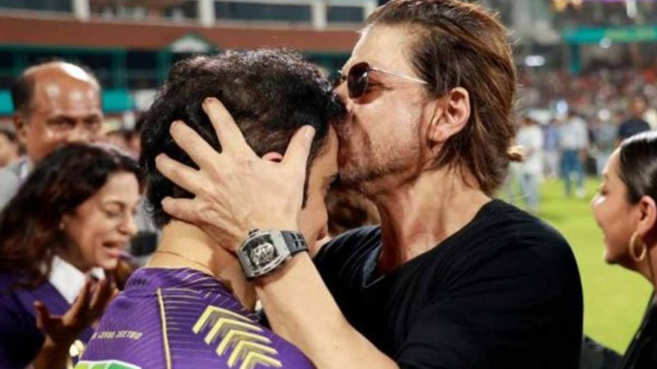 Shah Rukh Khan: షారుఖ్ వాచ్ ధరతో హైదరాబాద్లో లగ్జరీ విల్లా కొనచ్చు తెలుసా?