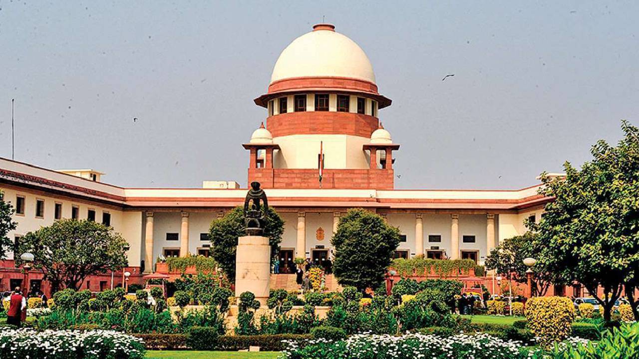 Supreme Court: “గర్భంలో పిండానికి కూడా జీవించే హక్కు ఉంటుంది”.. అవివాహిత పిటిషన్‌పై సుప్రీం కీలక వ్యాఖ్యలు..