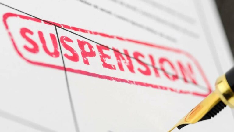 Suspend : పరాయి స్త్రీలతో సహాజీవనం.. ఎస్సై సస్పెండ్‌