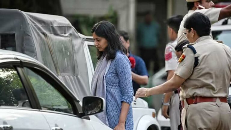 Swati Maliwal Case: కేజ్రీవాల్ ఇంటికి ఫోరెన్సిక్ టీమ్.. సీన్ రీకన్‌స్ట్రక్షన్