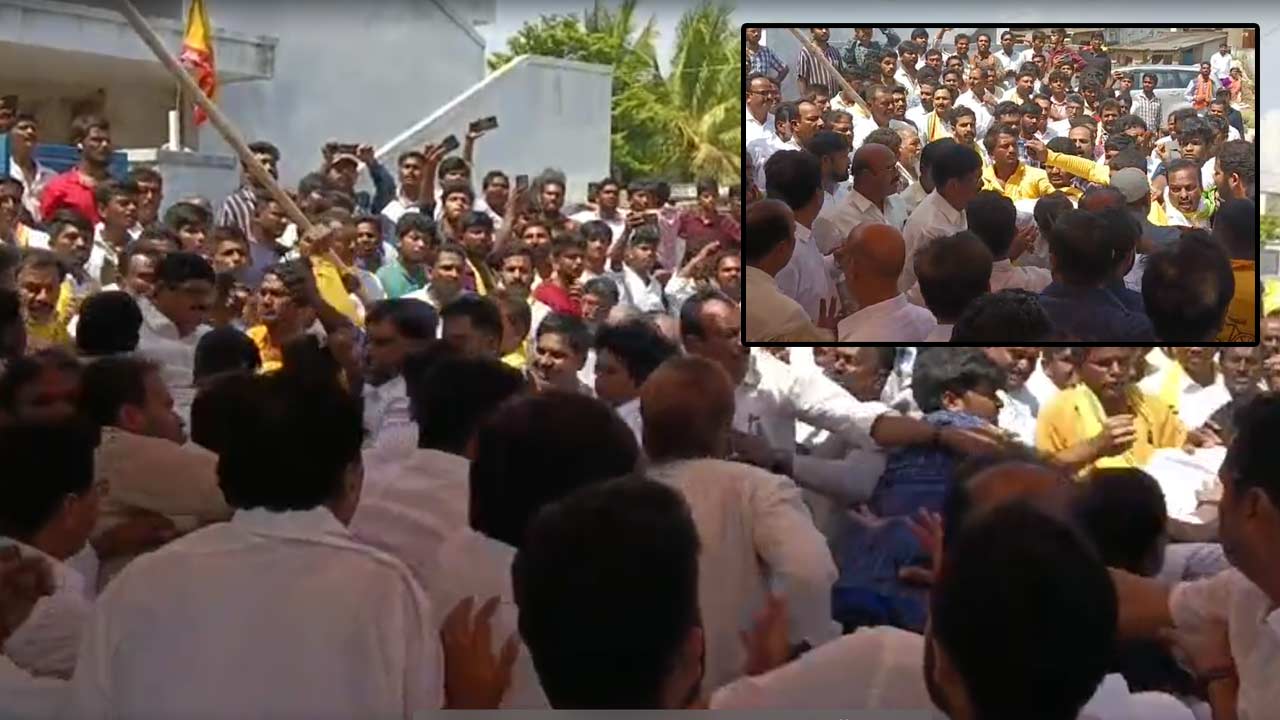AP Elections 2024: ఎన్నికల ప్రచారంలో ఉద్రిక్తత.. మాజీ ఎమ్మెల్యేపై దాడి.. కిందపడిపోయిన ఆనం