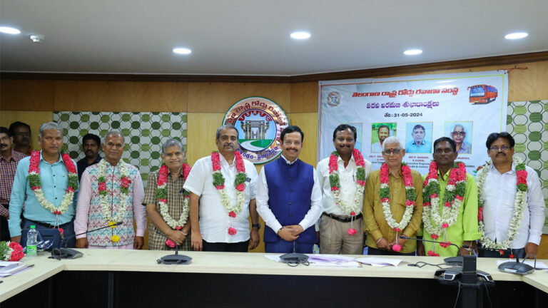 TGSRTC: టీజీఎస్ఆర్టీసీ ఎగ్జిక్యూటివ్ డైరెక్టర్ రఘునాథరావు ప‌ద‌వీ విర‌మణ.. ఘనంగా వీడ్కోలు