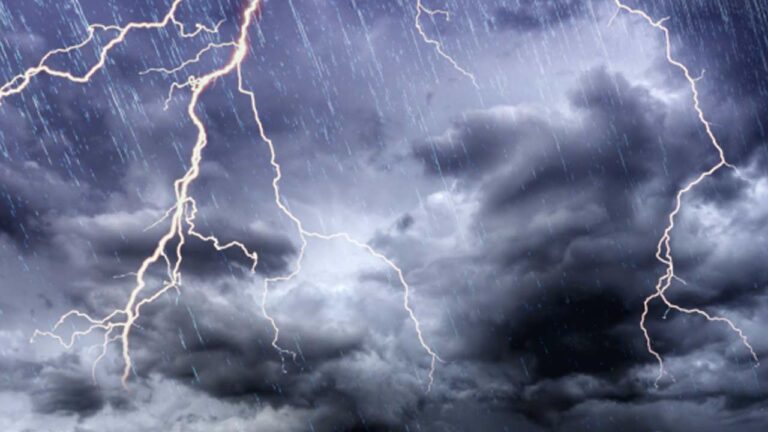 AP Weather Update: అలర్ట్.. ఈ జిల్లాల్లో 3 రోజులు పిడుగుల వర్షం.. ఆ జిల్లాల్లో తీవ్ర ఎండలు..!