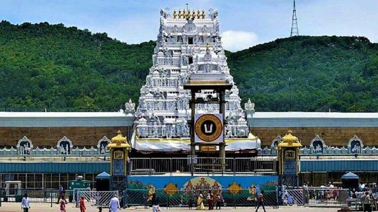 Tirumala: శ్రీవారి భక్తులకు గుడ్ న్యూస్.. నేడు ప్రత్యేక ప్రవేశ దర్శన టికెట్లు విడుదల..
