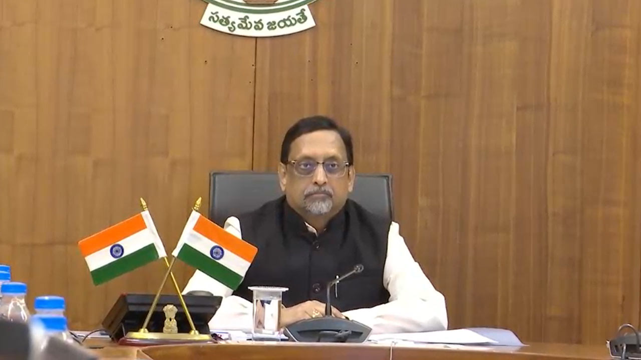 Pensions Distribution: కలెక్టర్లతో సీఎస్ వీడియో కాన్ఫరెన్స్.. పెన్షన్ల పంపిణీపై కీలక ఆదేశాలు