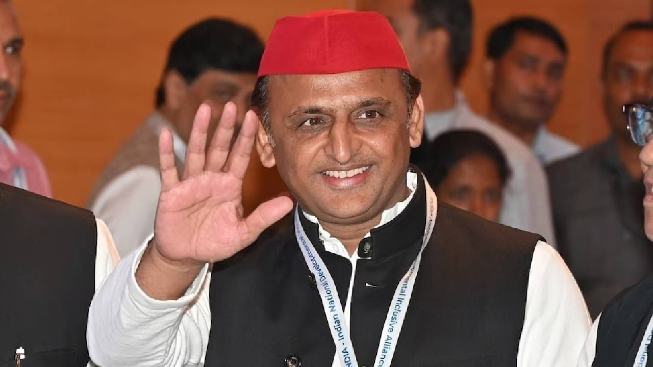 Akhilesh Yadav: ఎమ్మెల్యే పదవికి రాజీనామా చేసిన అఖిలేష్ యాదవ్..