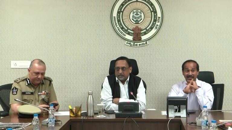 CS Neerabh Kumar Prasad: సీఎం ప్రమాణ స్వీకార కార్యక్రమంపై సీఎస్ నీరబ్ సమీక్ష