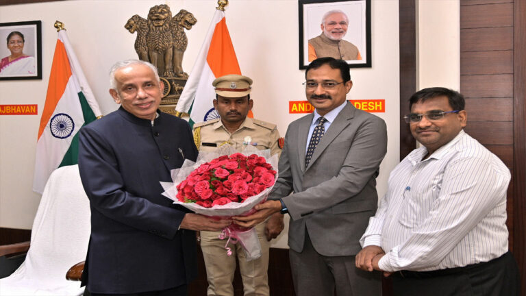 AP CEO Meet Governor: గెలిచిన ఎమ్మెల్యేల జాబితాను గవర్నర్‌కు అందజేసిన ఏపీ సీఈవో