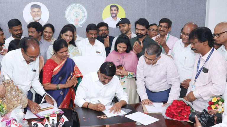 Minister BC Janardhan Reddy: బాధ్యతలు స్వీకరించిన మంత్రి బీసీ జనార్ధన్‌రెడ్డి..