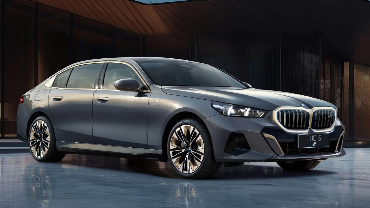BMW 5 Series Long Wheelbase: బీఎండబ్ల్యూ నుంచి ఆ సిరీస్ కారు బుకింగ్స్ ప్రారంభం..