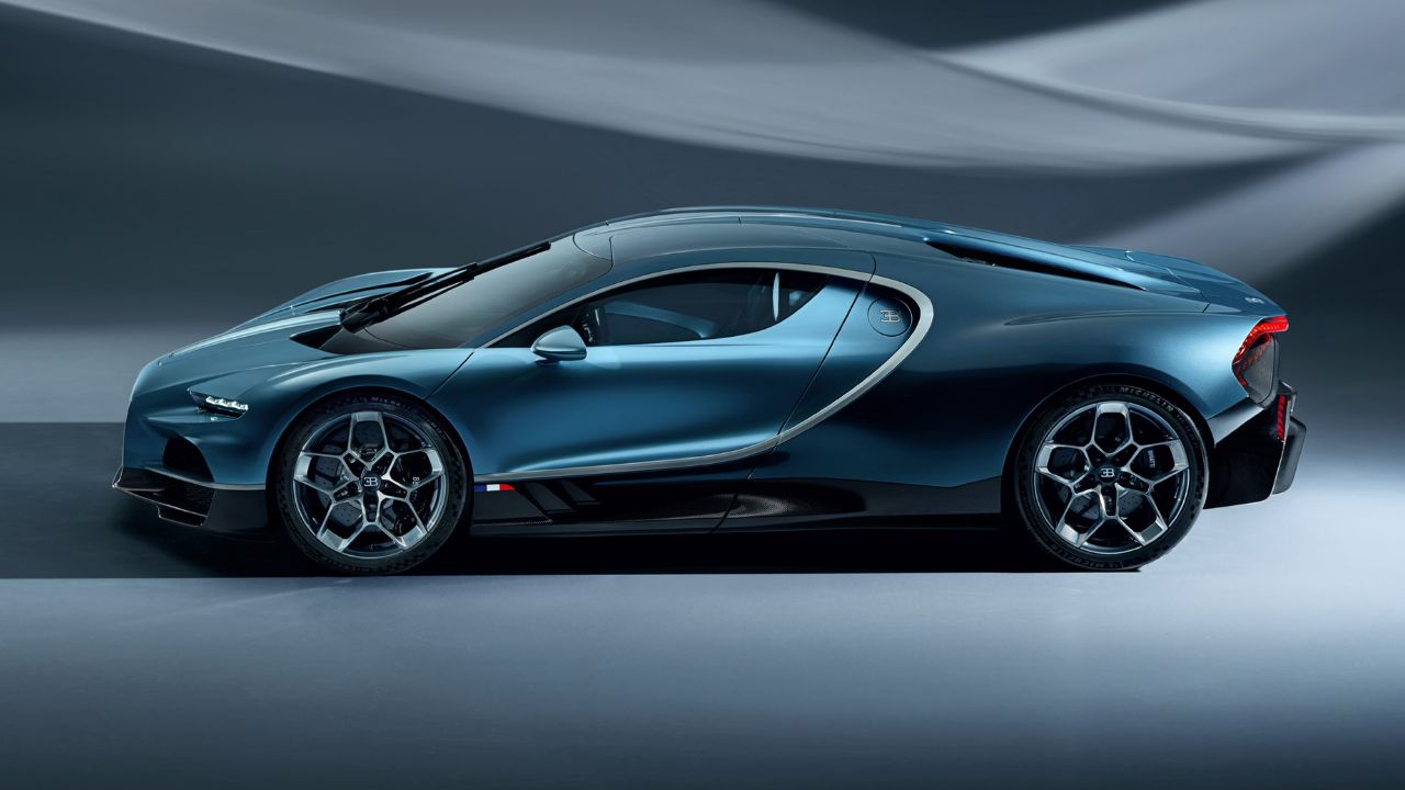 Bugatti Car Price: గంటకు 445 కిలోమీటర్ల వేగం.. బుగాటి కారు ధర ఎంతో తెలుసా?