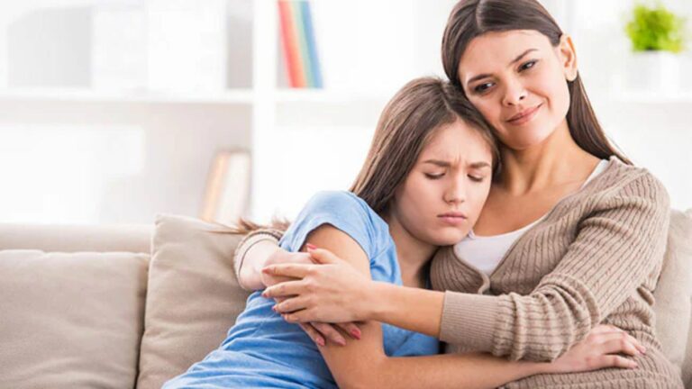 Early Age of Menstruation : బాలికలలో చిన్న వయసులో పెద్దమనిషి కావడానికి కారణాలు ఇవే.. జాగ్రత్త సుమీ..