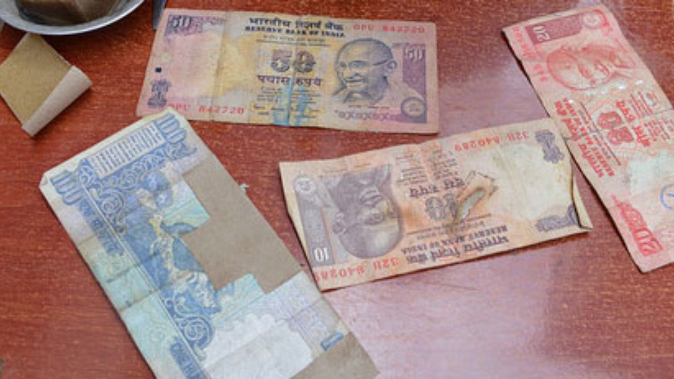 Exchange Notes: మీతో ఉన్న చిరిగిన కరెన్సీ నోట్లు మార్చుకోలేకున్నారా.. అయితే ఇలా చేయండి..