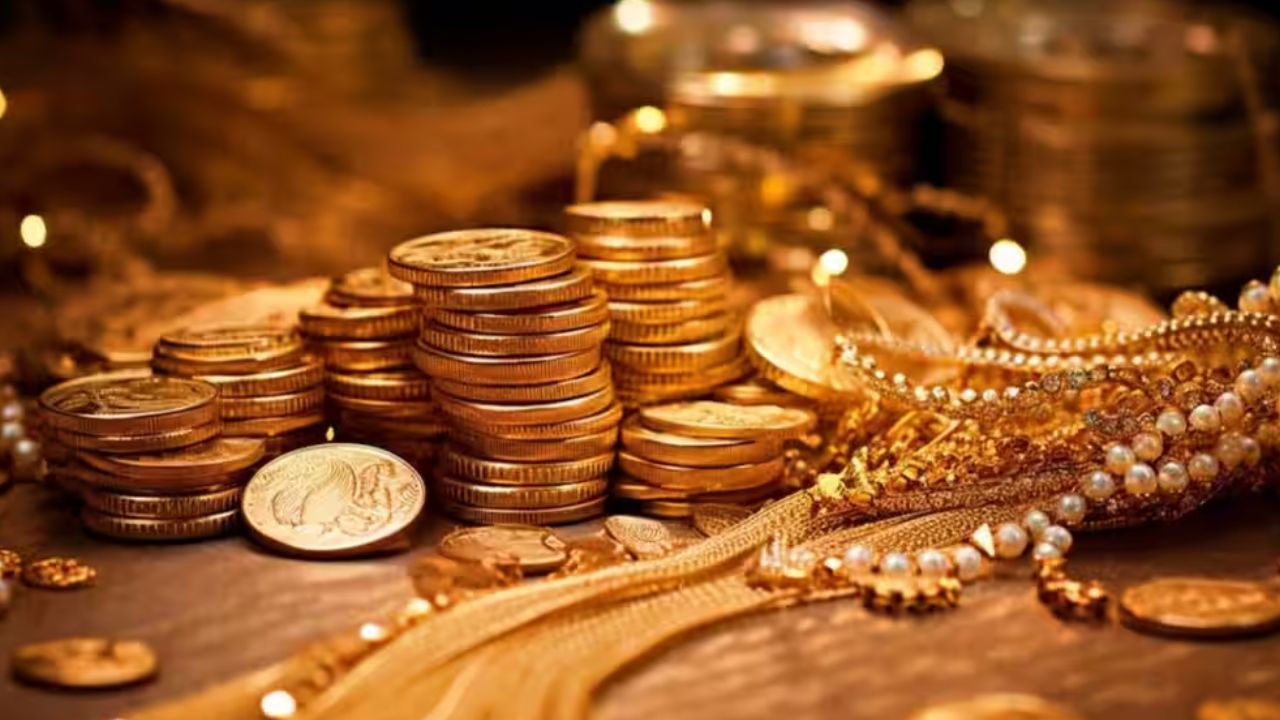 Gold Price Today: భారీ షాకిచ్చిన బంగారం ధరలు.. తులంపై రూ.660 పెరిగింది!