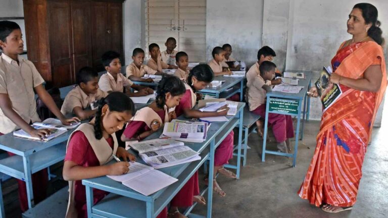 Gurukula Recruitment: గురుకుల ఉద్యోగులకు శుభవార్త.. త్వరలో అభ్యర్థుల ఫలితాలు, పోస్టింగులు