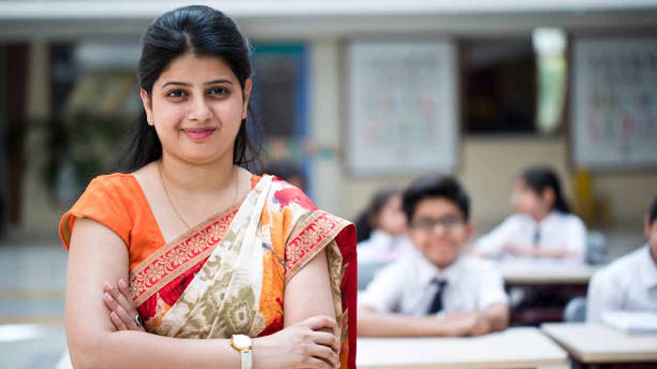 Gurukula Teachers: 30వరకు సర్టిఫికేషన్‌ వెరిఫికేషన్‌.. అదే రోజున హాస్టల్‌ వెల్ఫేర్‌ రాతపరీక్షలు