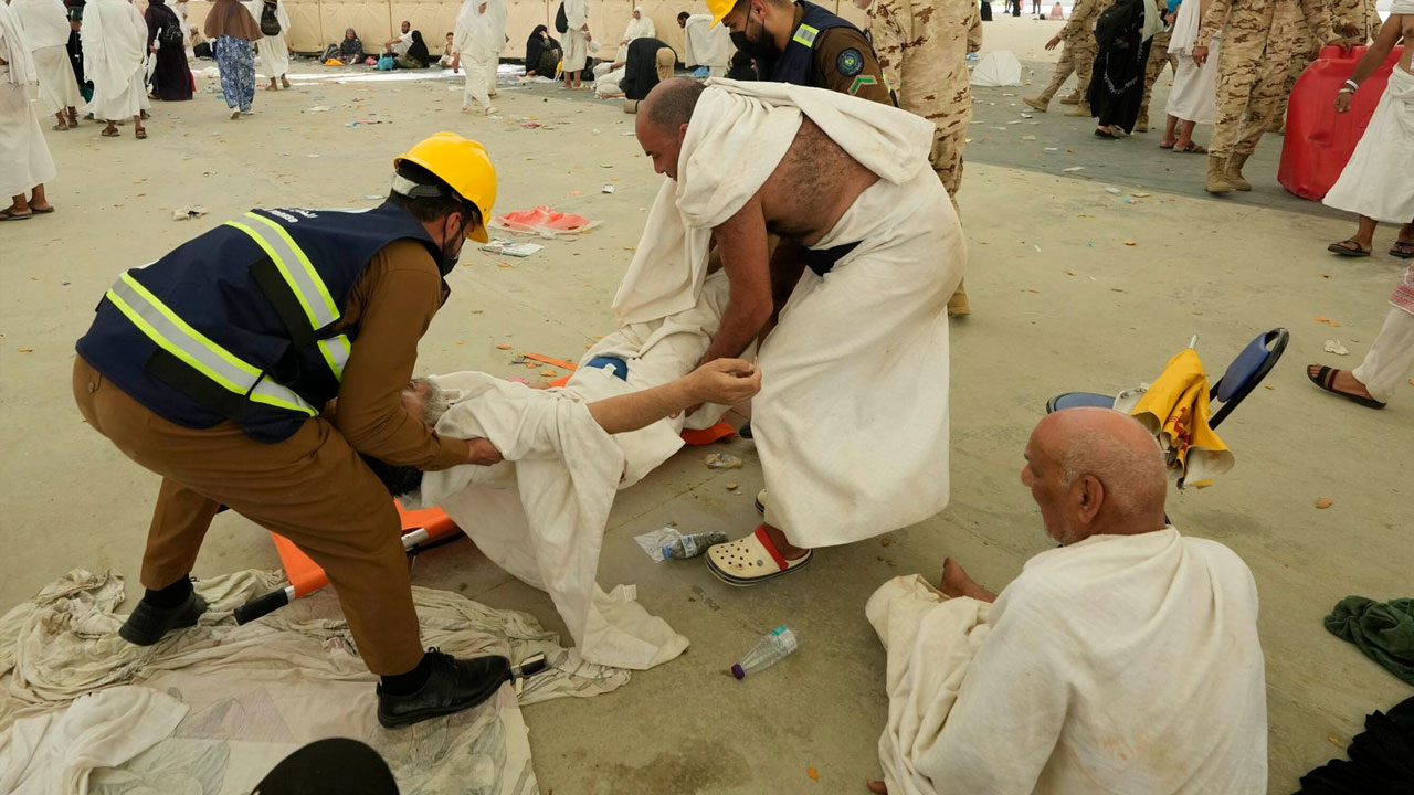 Hajj 2024: సౌదీ అరేబియాలో హీట్ స్ట్రోక్⁭తో 14 మంది హజ్ యాత్రికులు మృతి..