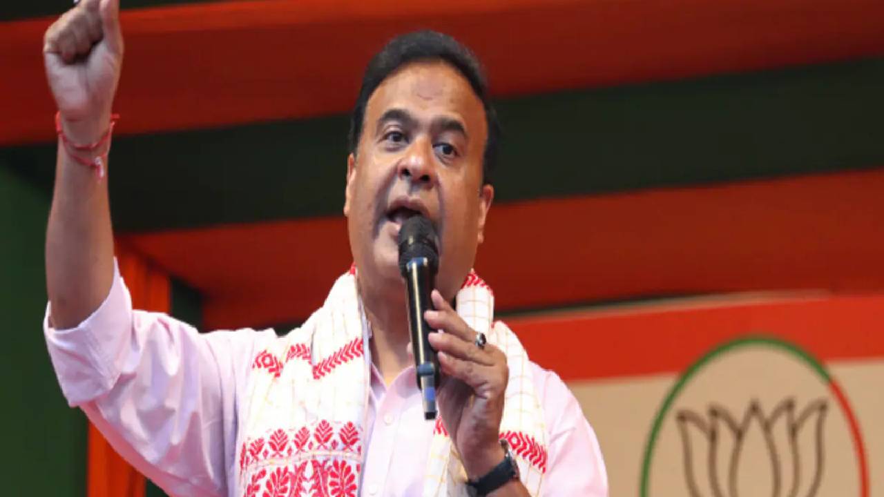 Himanta Biswa Sarma: బంగ్లాకి చెందిన మైనారిటీలు కాంగ్రెస్‌కి ఓటేశారు.. హిందువులు..