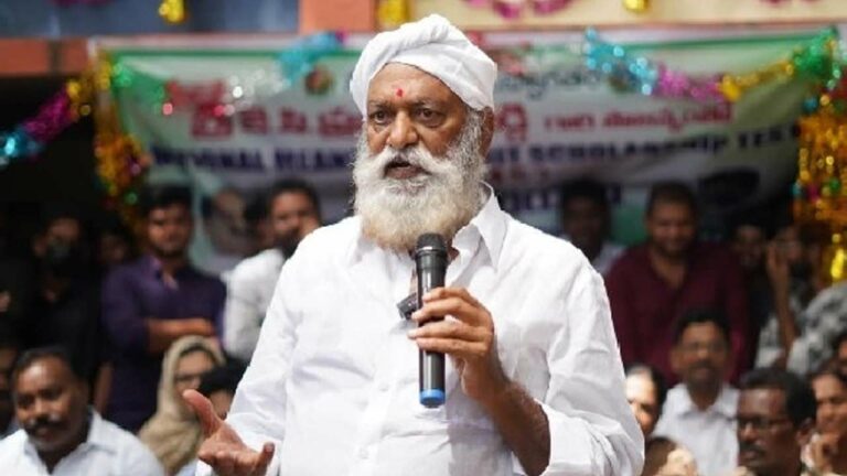 JC Prabhakar Reddy: పెద్దారెడ్డికి సుప్రీంకోర్టు ఇచ్చిన ఆర్డర్‌లో ఏముందో ఒకసారి చూసుకోండి.. జేసీ సూచన