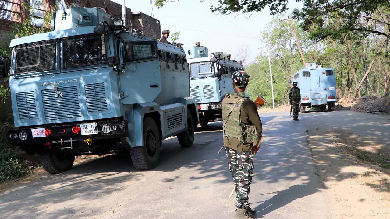 Jammu Kashmir: జమ్మూలో 35-40 మంది పాకిస్తాన్ ఉగ్రవాదులు.. భద్రత కట్టుదిట్టం..