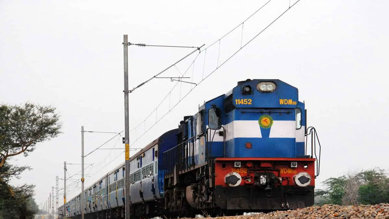 Kavach: 69 వేల కిలోమీటర్ల నెట్‌వర్క్‌లో.. కేవలం 1500 కిలోమీటర్లకే ‘కవచ్’