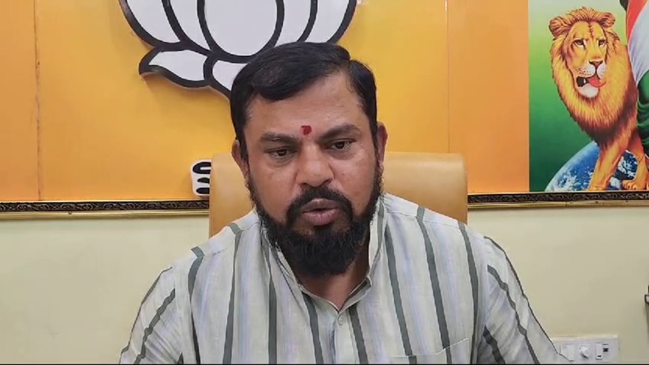 MLA Rajasingh: ఫేక్‌కాల్స్‌కు స్పందించొద్దు.. గోషామహల్ ప్రజలకు ఎమ్మెల్యే రాజాసింగ్ సూచన