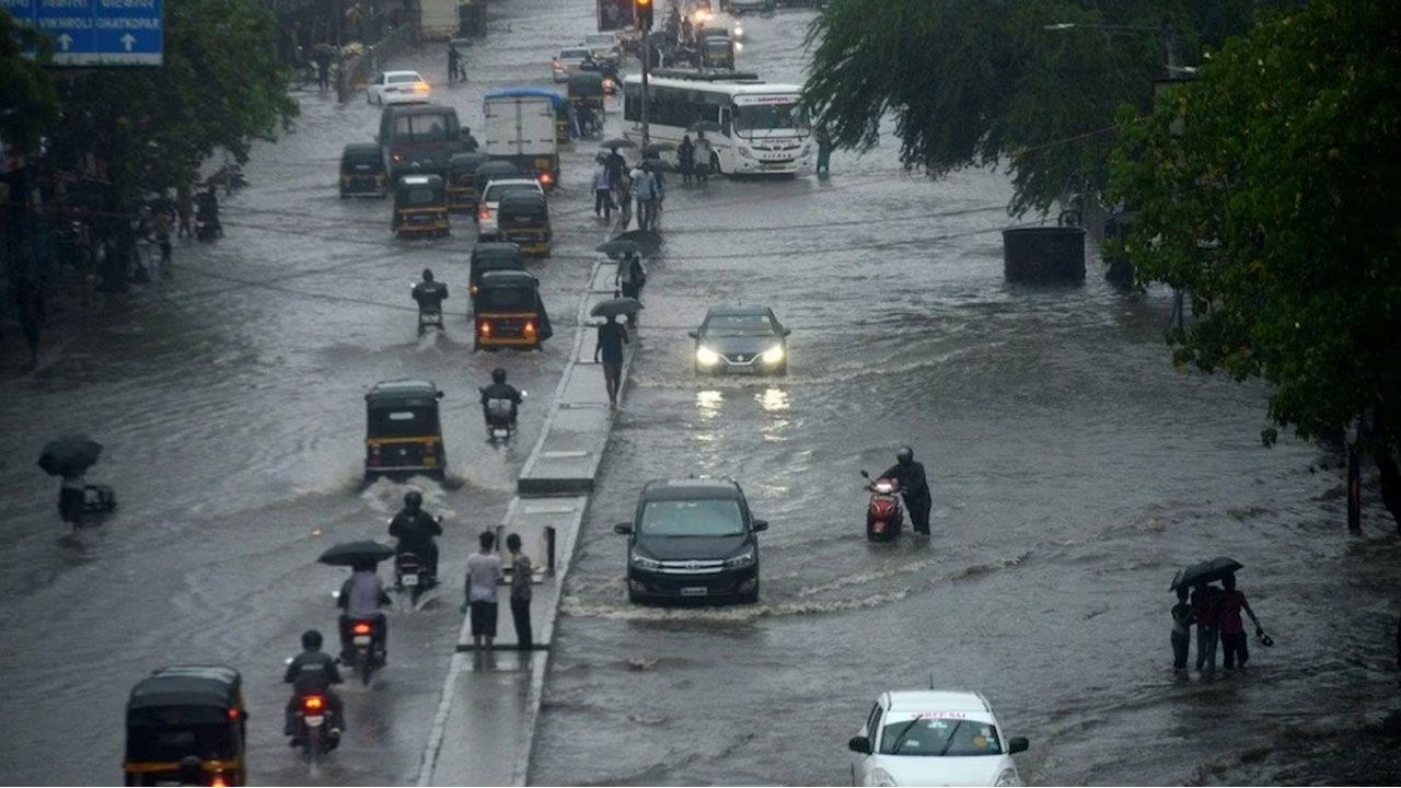 Heavy Rains: మహారాష్ట్రలో వర్ష బీభత్సం.. 14 మంది మృతి