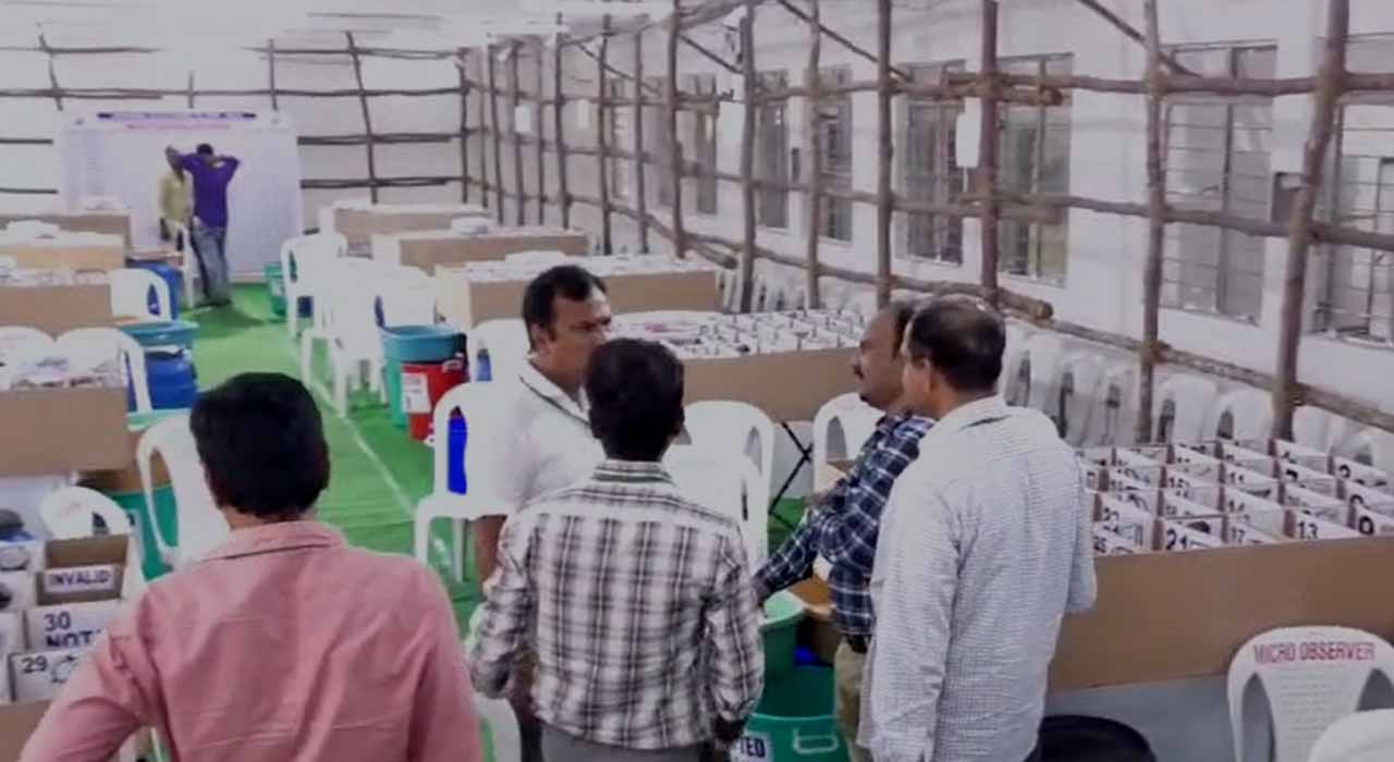 Medak: మెదక్ లోక్ సభ ఓట్ల లెక్కింపుకి సర్వం సిద్ధం..